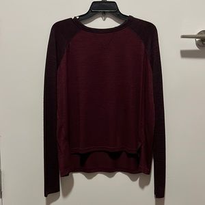 Rag and Bone XS maroon raglan top